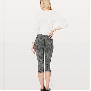 Lululemon Wunder Under Hi-Rise 1/2 Tight 17”